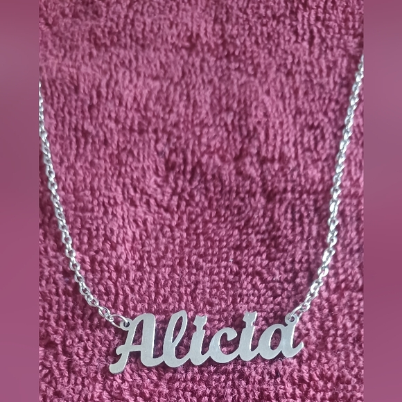 Alicia Name Necklace, Personalized name Pendant Necklace. Mad of stainless steel - Picture 3 of 3